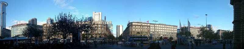 Blick vom Hauptbahnhof in die Kaiserstraße
