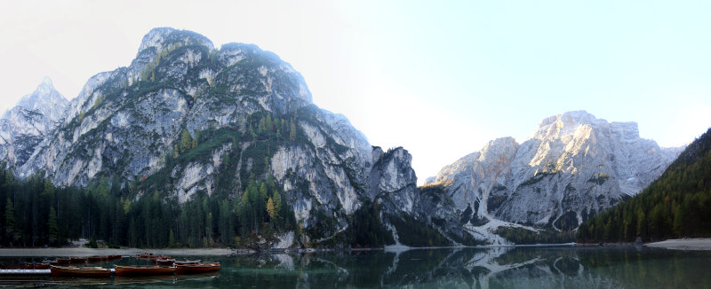 14.10.2019 - Südtirol - Blick über den Pragser Wildsee