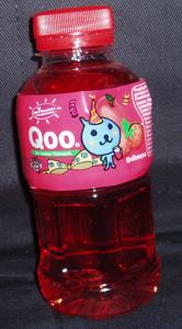 Mit Qoo ist jetzt auch gut Erdbeeren trinken