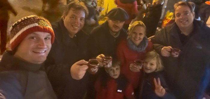 Zusammen mit Hilary und Familie Brenzel auf dem Mülheimer Weihnachtsmarkt